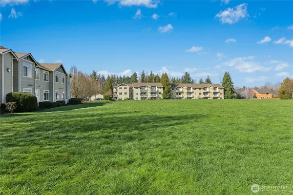 $528,900 | 529 241st Lane Southeast, Sammamish, WA 98074