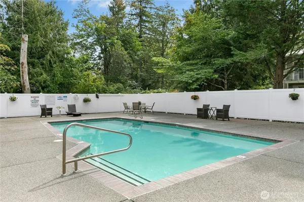 $528,900 | 529 241st Lane Southeast, Sammamish, WA 98074