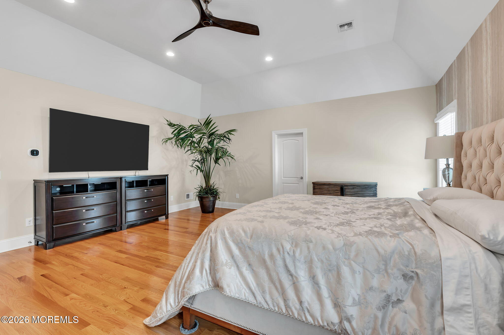 130 Montrose Road Colts Neck, NJ 07722 - Photo 29 of 81 41-web-or-mls-DSC08075
