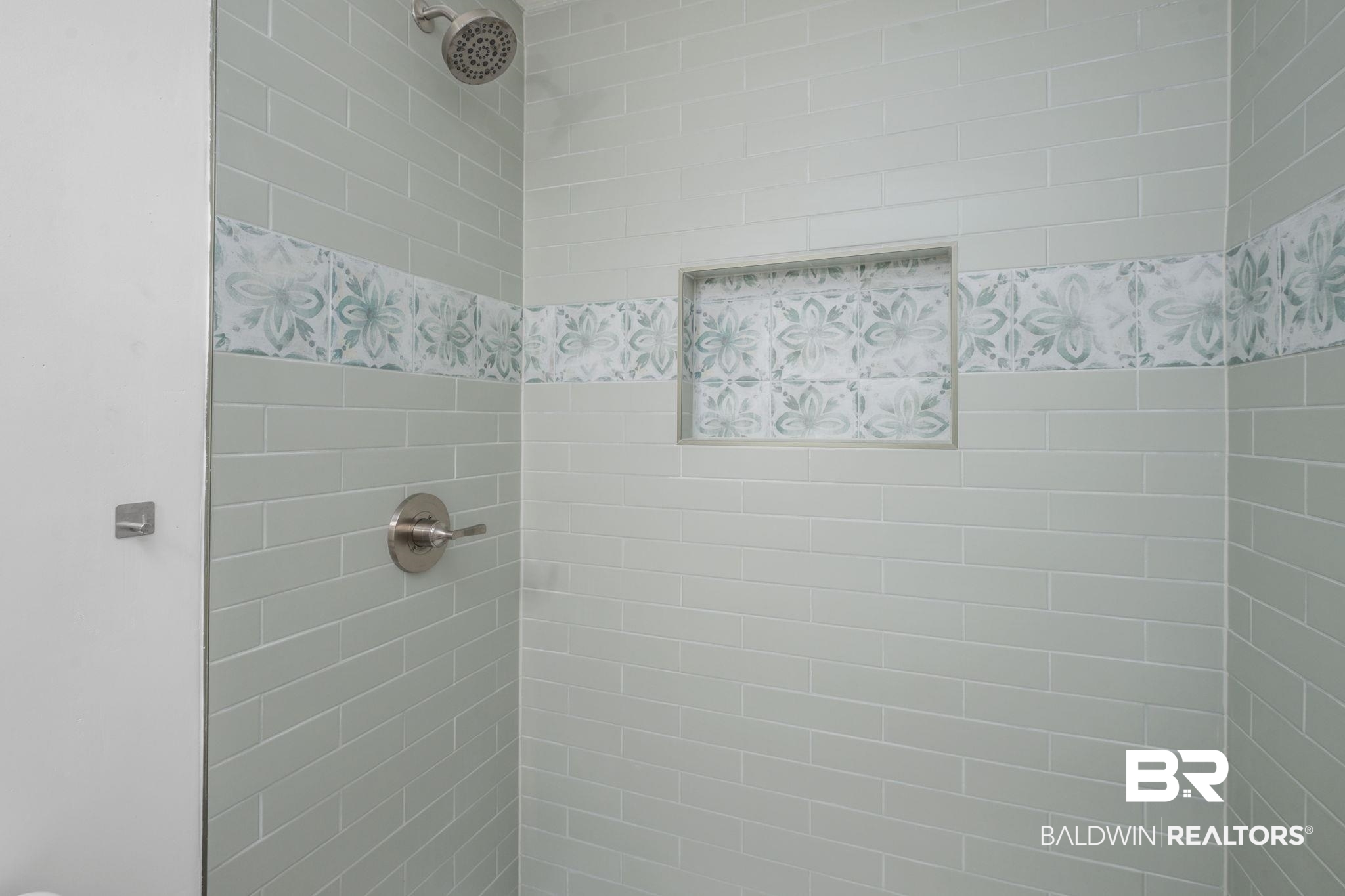 5734 Pheasant Court Theodore, AL 36582 - Photo 17 of 23 Full bath featuring tiled shower