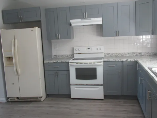 $2,400 | 1221 Southwest 11th Avenue, Unit B, Deerfield Beach, FL 33441