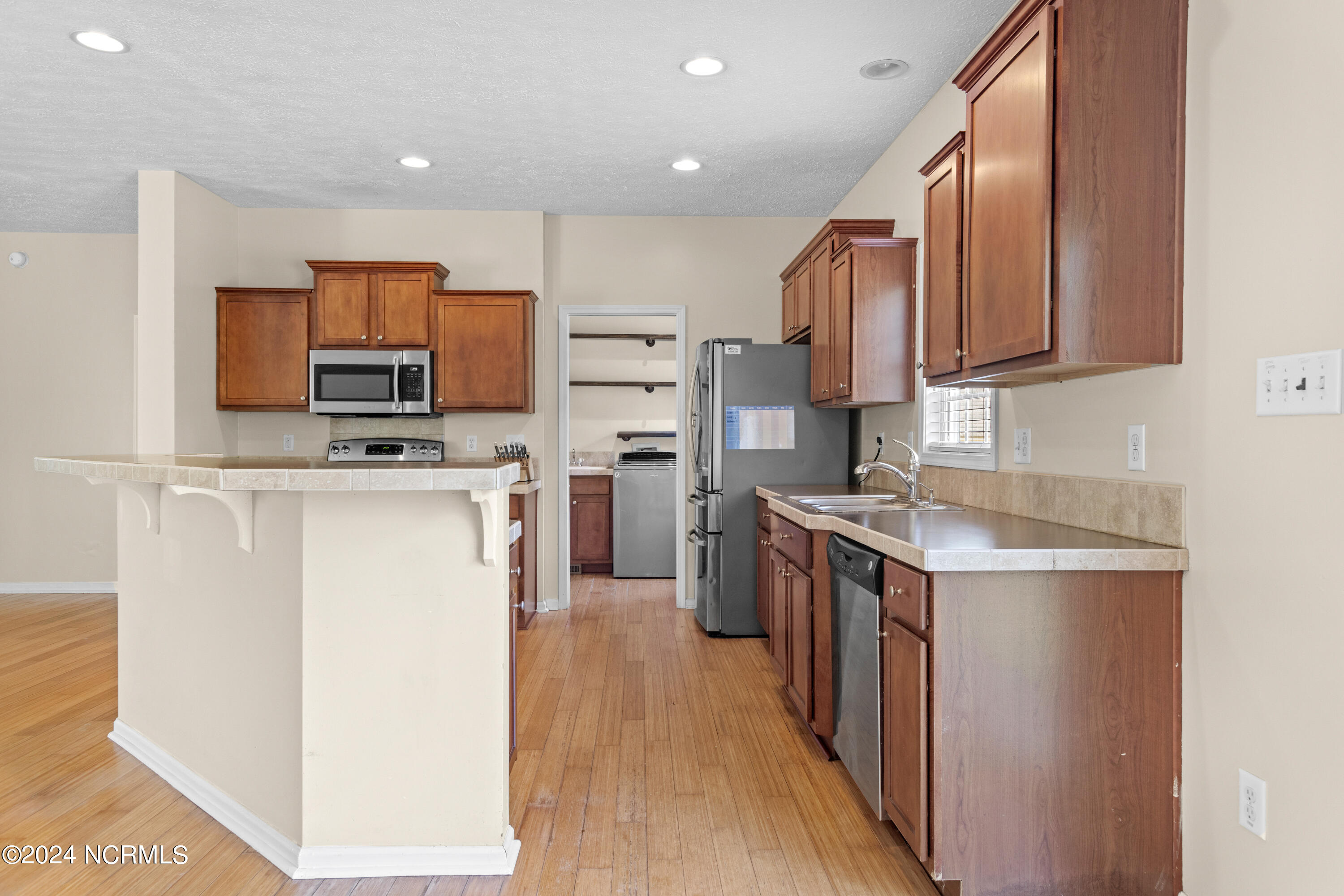 301 Sand Ridge Road Hubert, NC 28539 - Photo 7 of 28 08