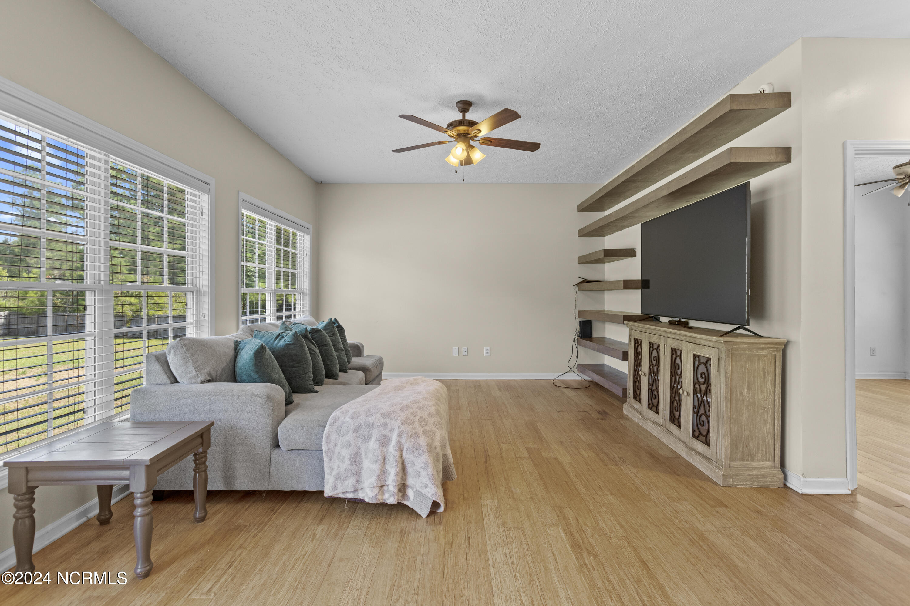 301 Sand Ridge Road Hubert, NC 28539 - Photo 10 of 28 11