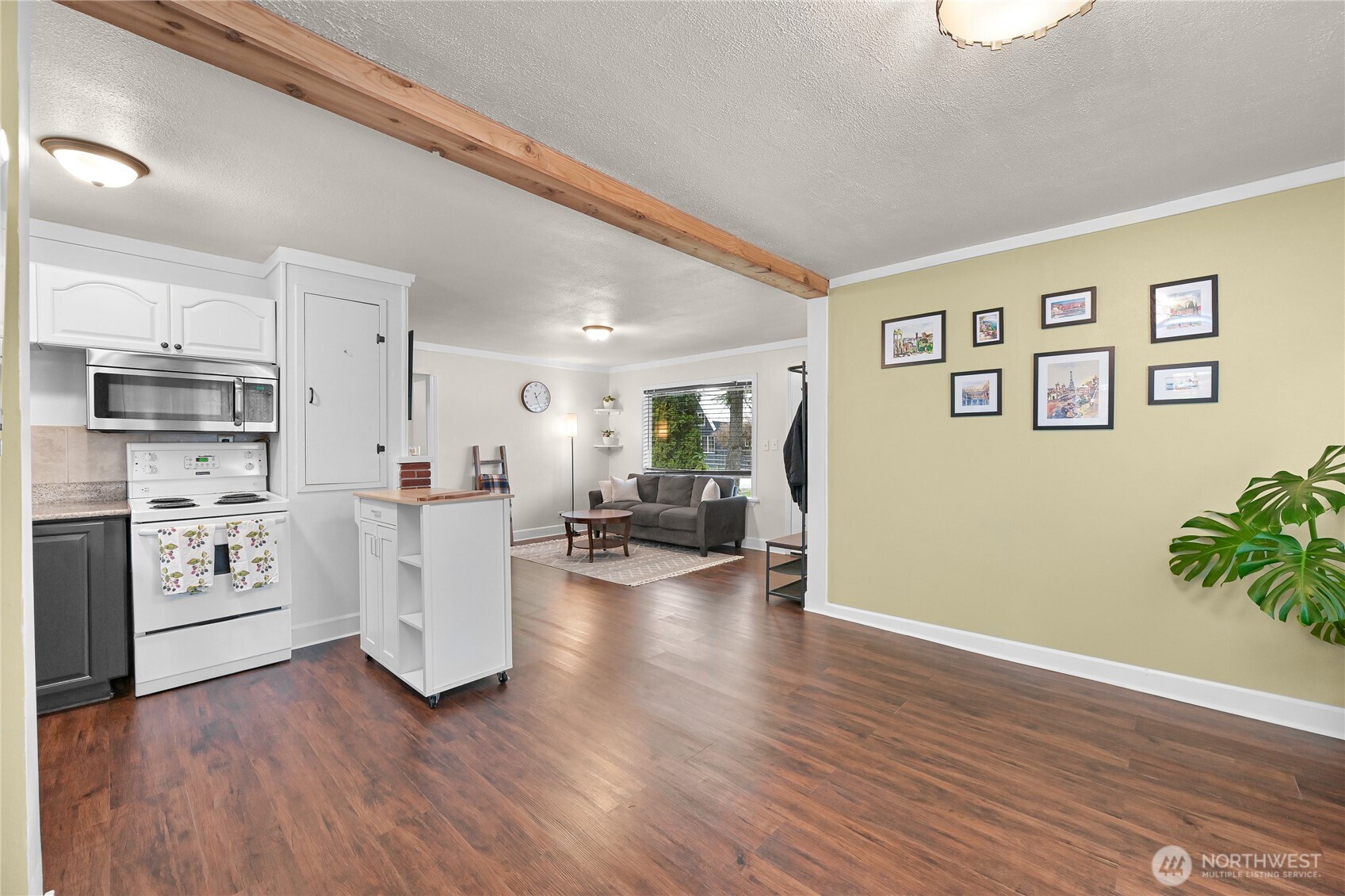 4939 Forsberg Road Blaine, WA 98230 - Photo 16 of 38