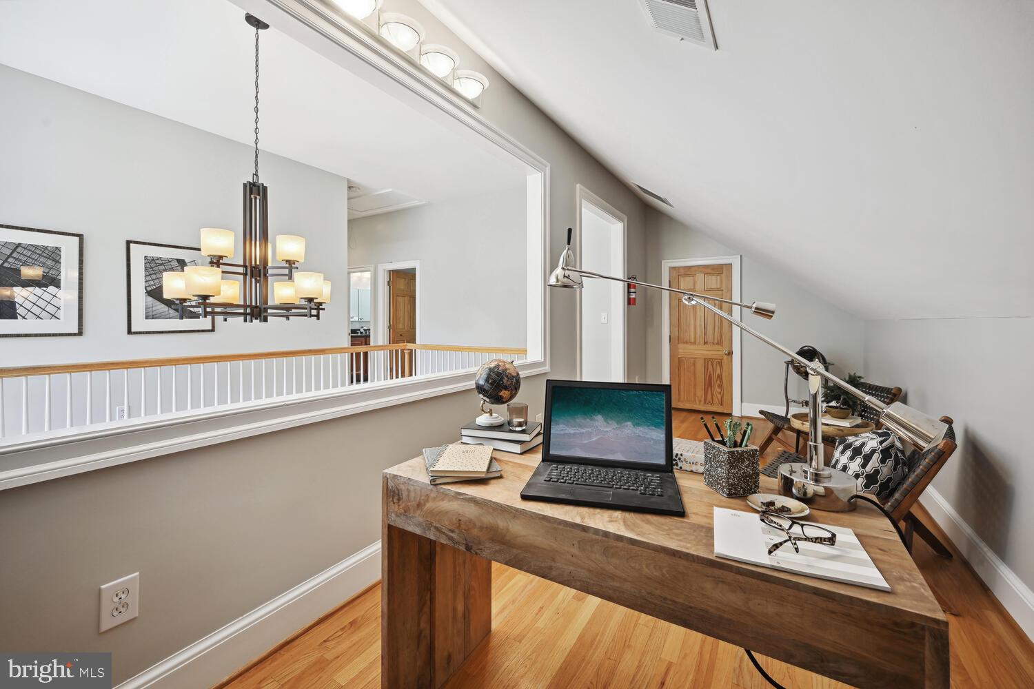 404 Pershing Drive Silver Spring, MD 20910 - Photo 19 of 37 Light filled office / loft / nook