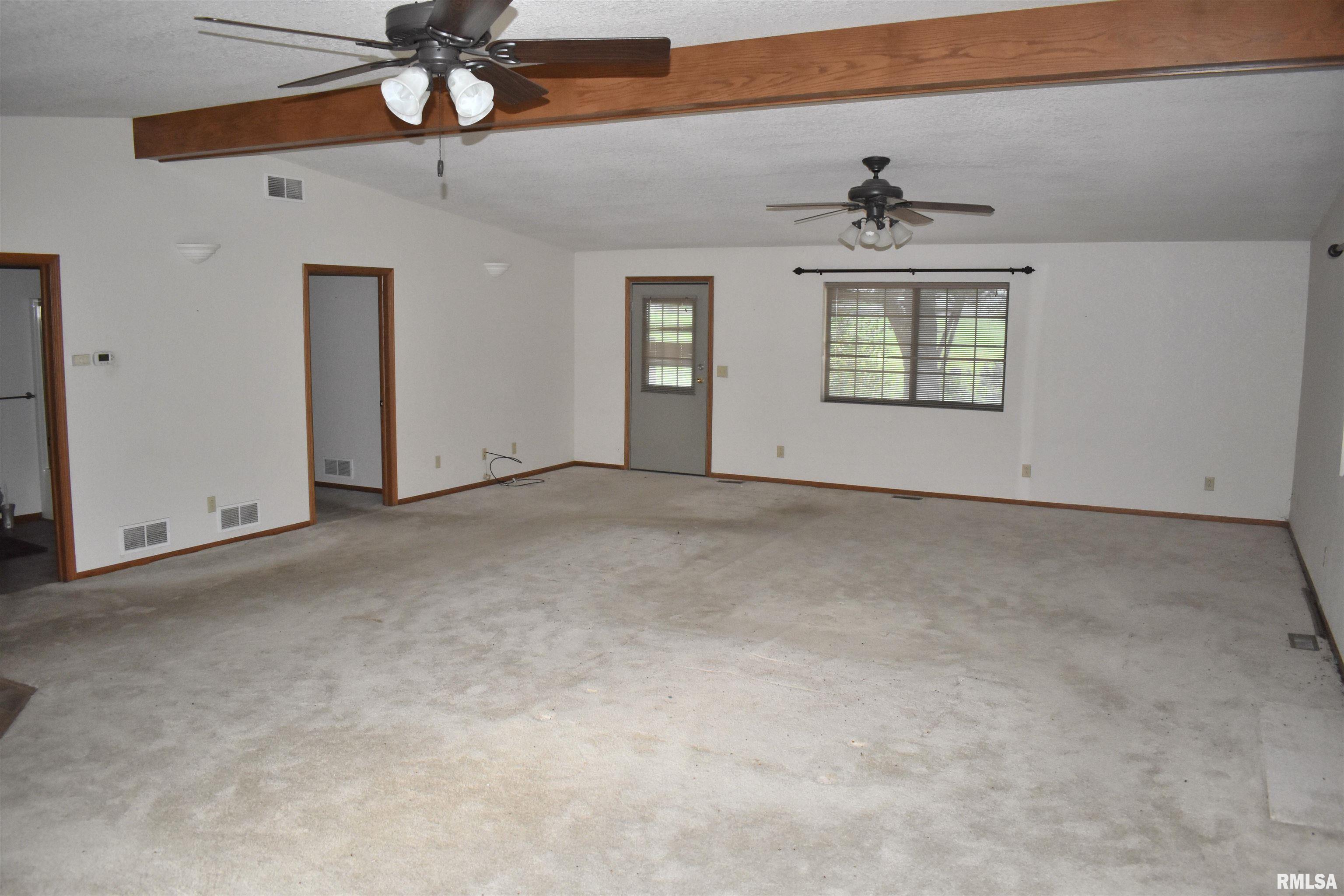 6899 Riverview Road Thomson, IL 61285 - Photo 3 of 17