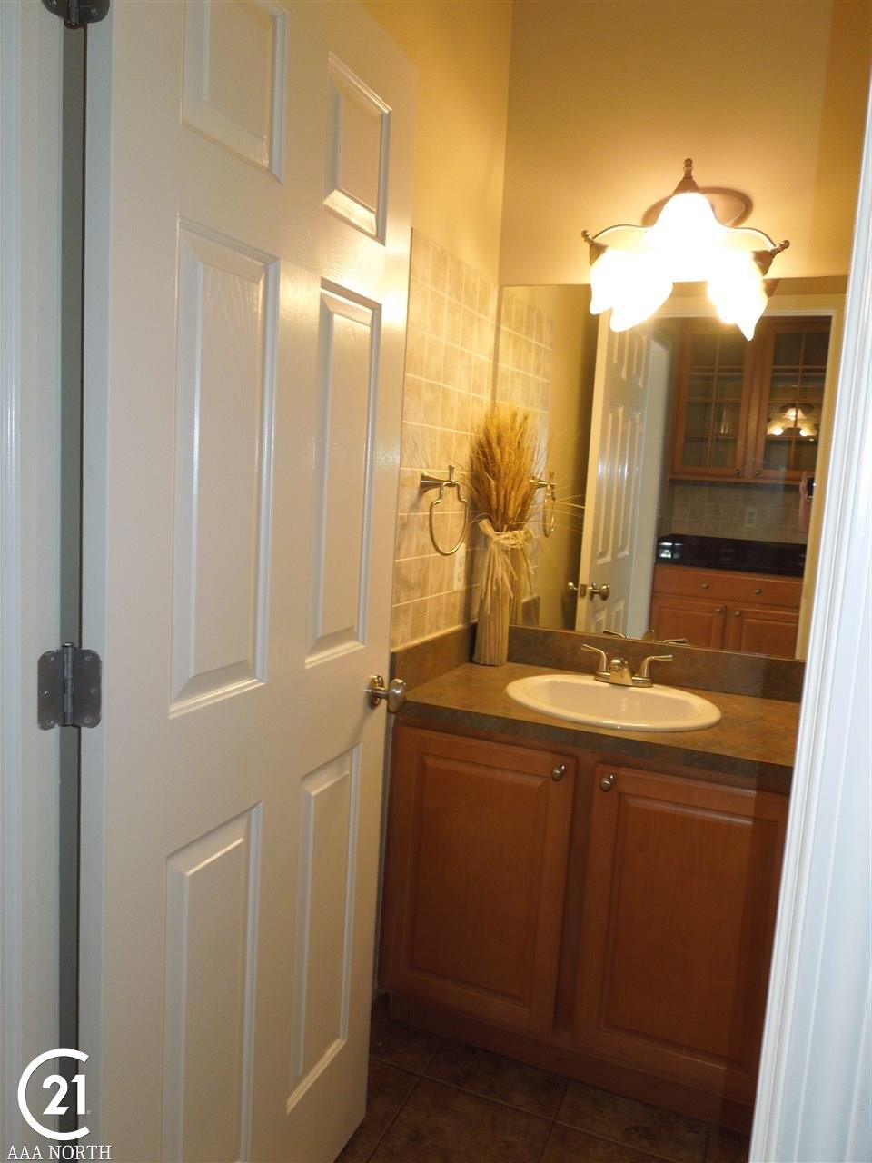 3174 Villanova Circle Rochester Hills, MI 48307 - Photo 24 of 44