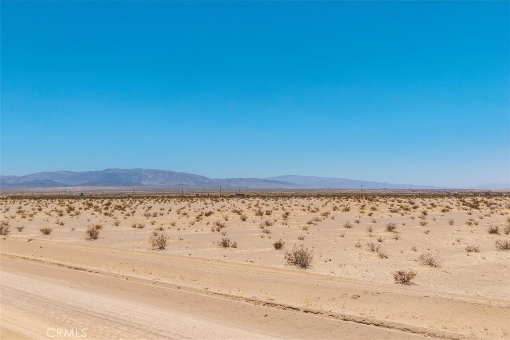 4461 Meriwether Road Twentynine Palms, CA 92277 - Photo 24 of 33