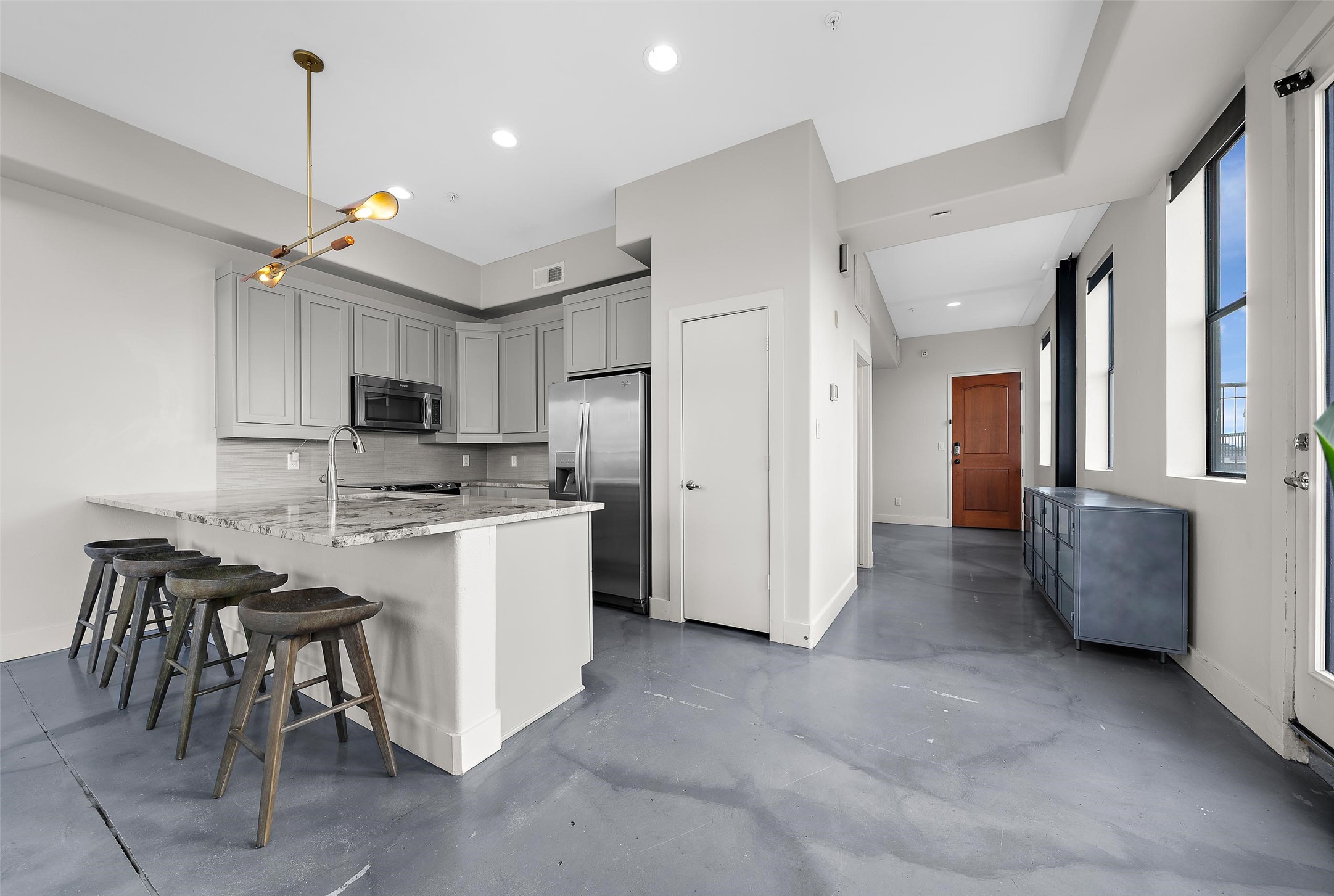 2323 Polk Street, Unit 306 Houston, TX 77003 - Photo 6 of 32