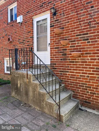 $1,975 | 2305 Benson Street, Philadelphia, PA 19152
