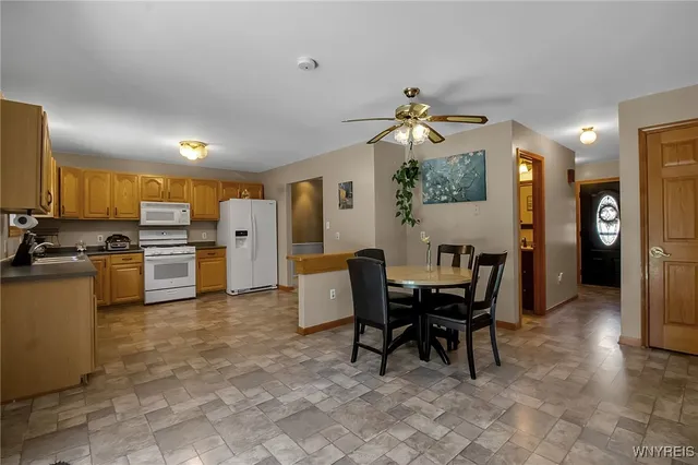 $356,900 | 6046 Margaret Ann Drive, Hamburg, NY 14085