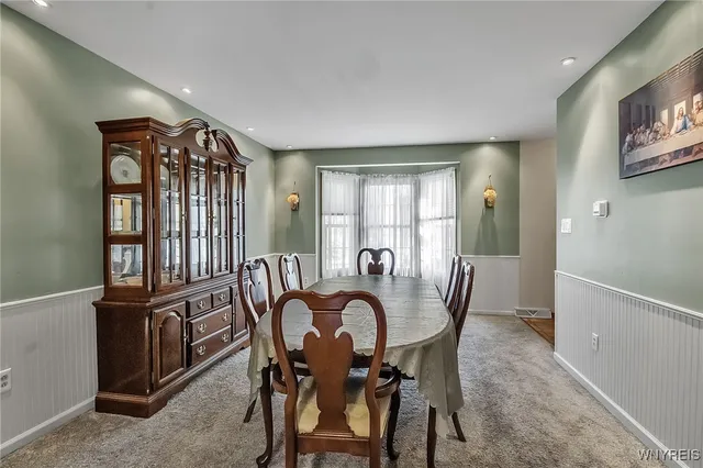 $356,900 | 6046 Margaret Ann Drive, Hamburg, NY 14085