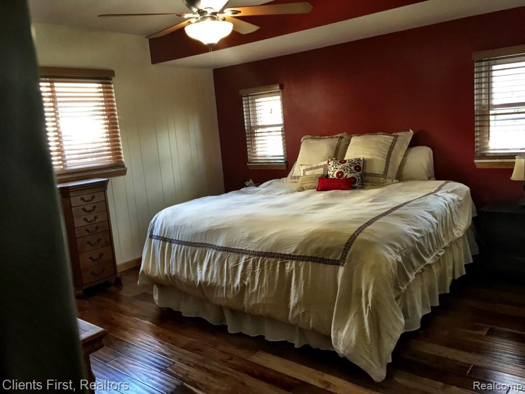 19818 Coachwood Road Riverview, MI 48193 - Photo 9 of 20 Coachwood-Master Bedroom2.jpg