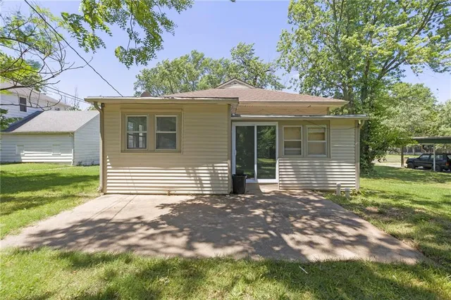 $150,000 | 839 South Oak Street, Ottawa, KS 66067