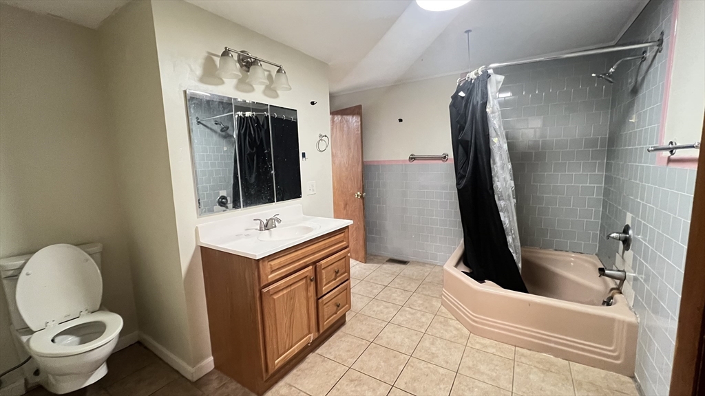 991 Main Street, Unit 1 Warren, MA 01083 - Photo 4 of 13