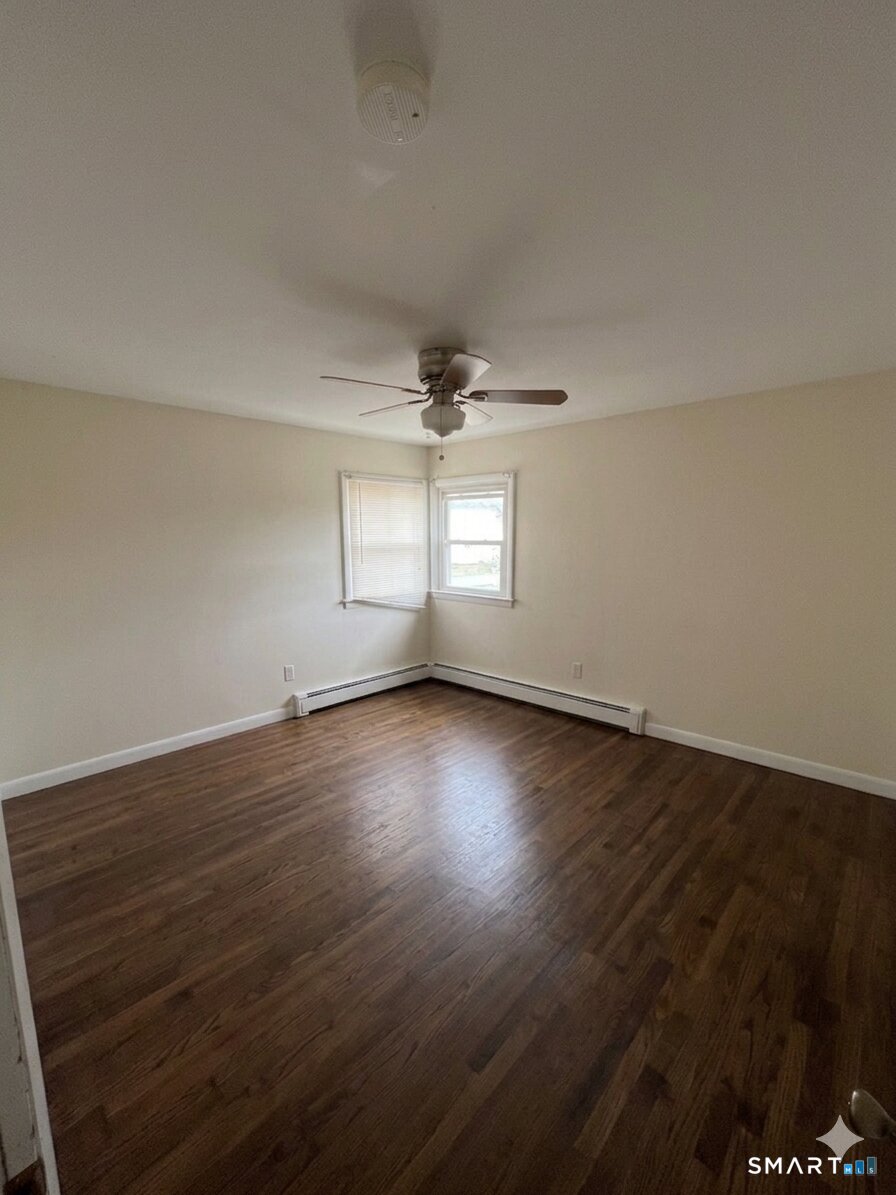 200 Robin Street, Unit 2 Bridgeport, CT 06604 - Photo 9 of 15