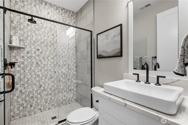 $826,900 | 20339 Eagle Lane East, Unit 30, Bonney Lake, WA 98391