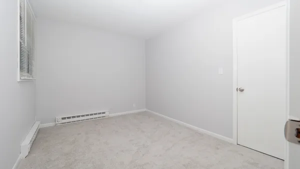 $895,900 | 26045 South Oak Road, Monee, IL 60449