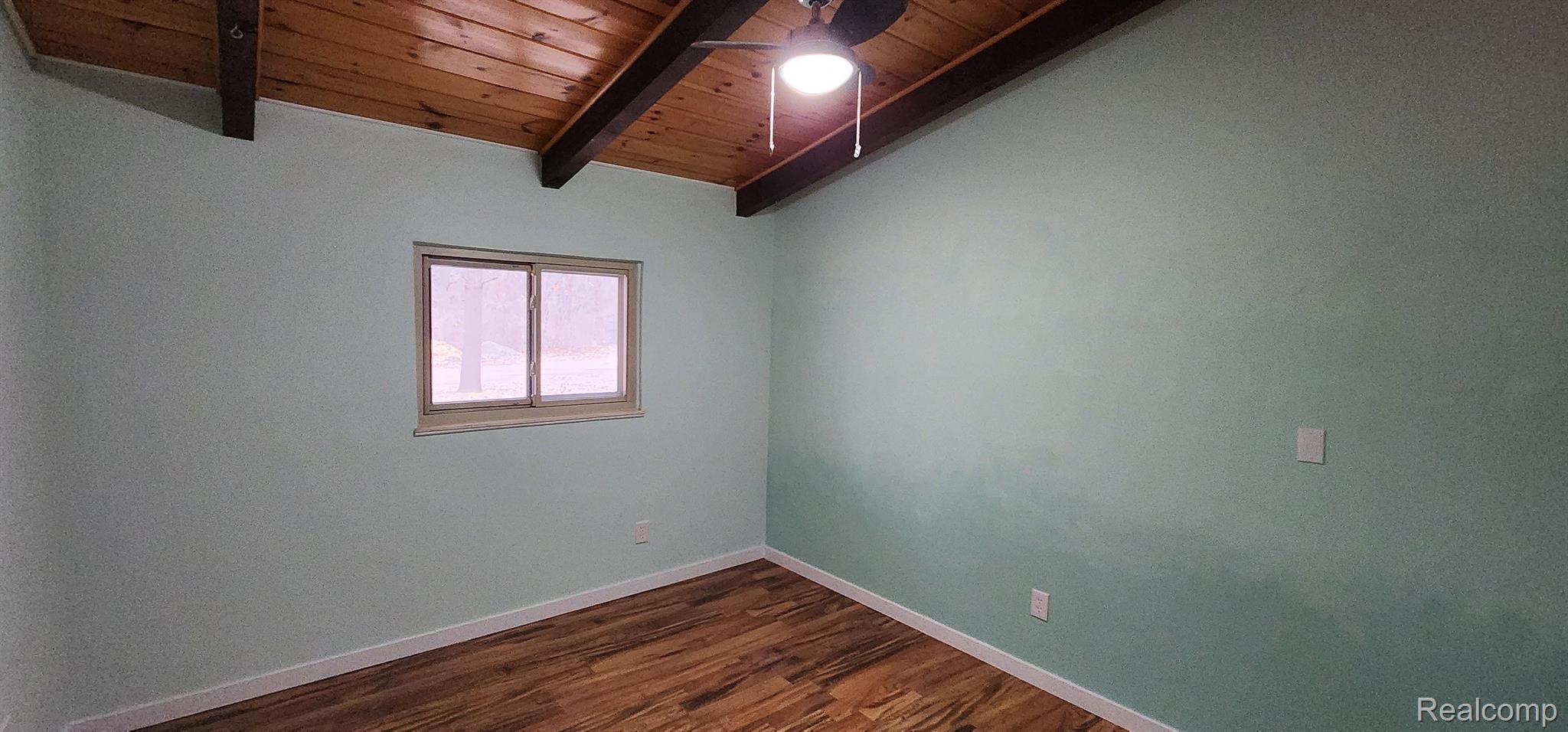 6187 Cowell Road Brighton, MI 48116 - Photo 16 of 22 Gallery Image 16