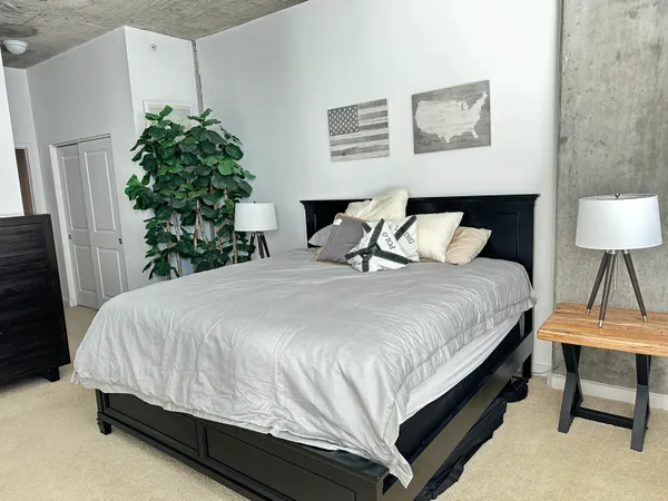 $2,700 | 300 South Australian Avenue, Unit 911, West Palm Beach, FL 33401