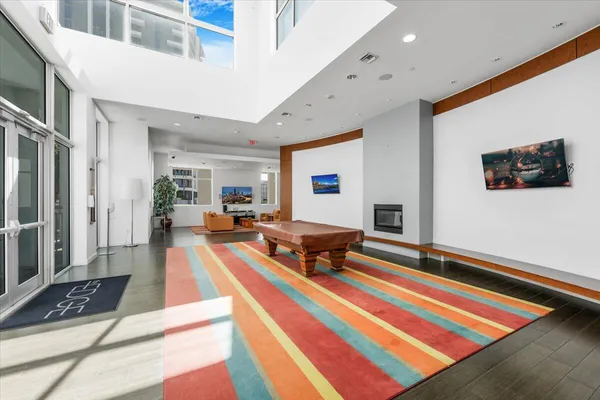 $2,700 | 300 South Australian Avenue, Unit 911, West Palm Beach, FL 33401