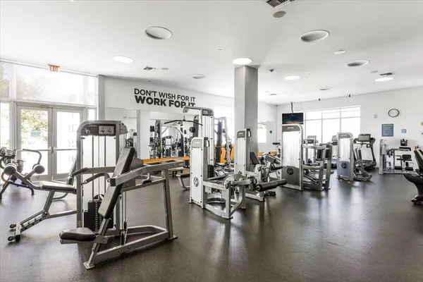 $2,700 | 300 South Australian Avenue, Unit 911, West Palm Beach, FL 33401