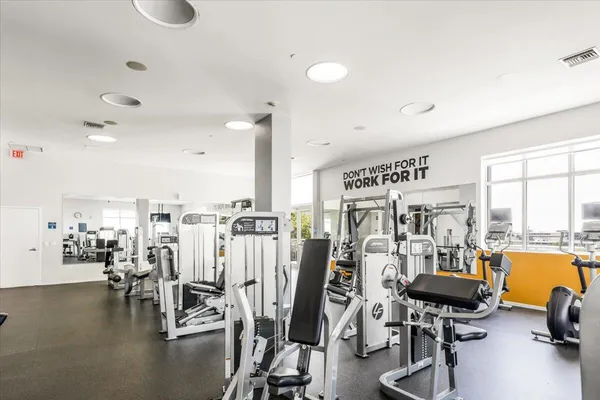 $2,700 | 300 South Australian Avenue, Unit 911, West Palm Beach, FL 33401