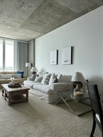 $2,700 | 300 South Australian Avenue, Unit 911, West Palm Beach, FL 33401