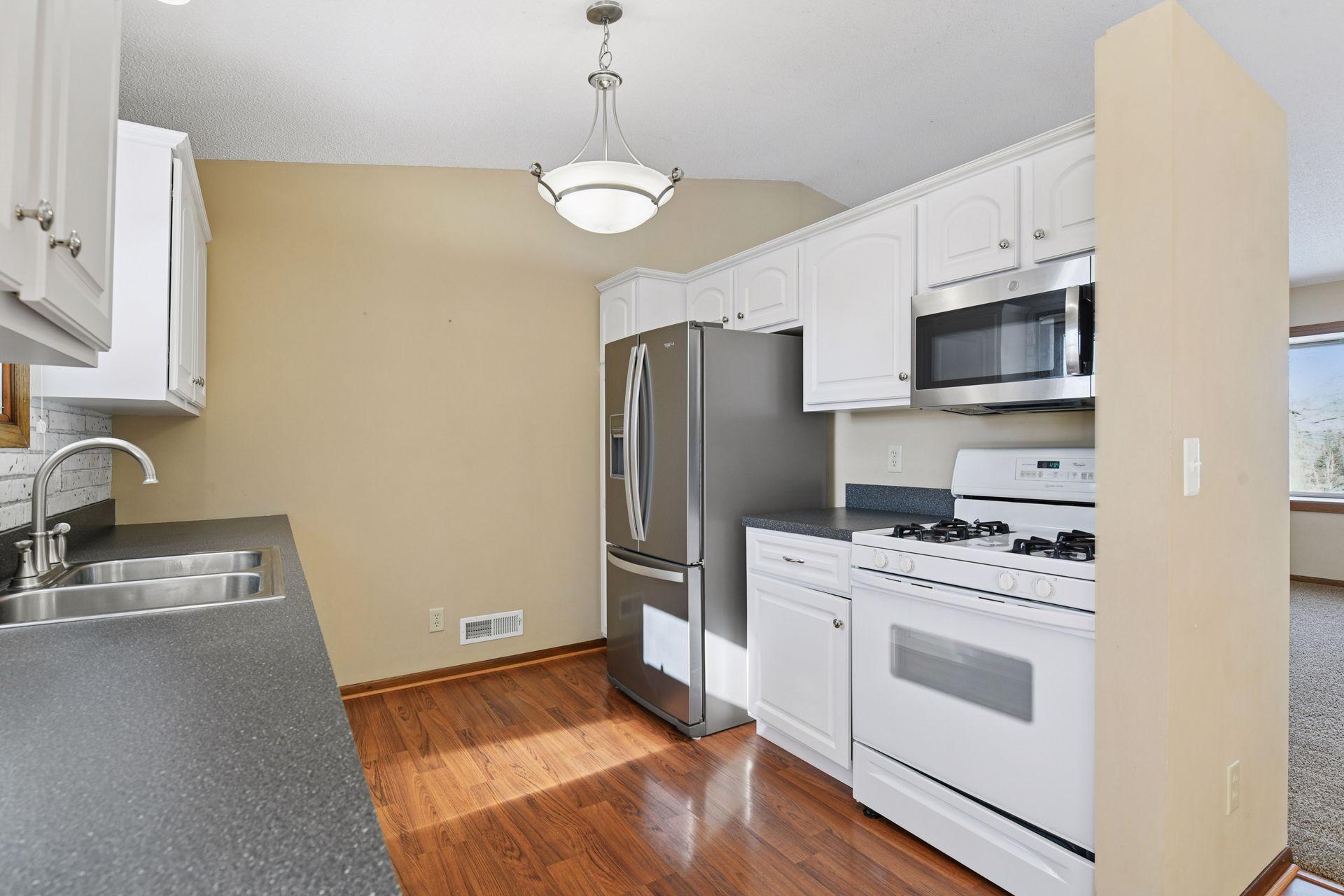 5079 Woodridge Road Mound, MN 55364 - Photo 9 of 26