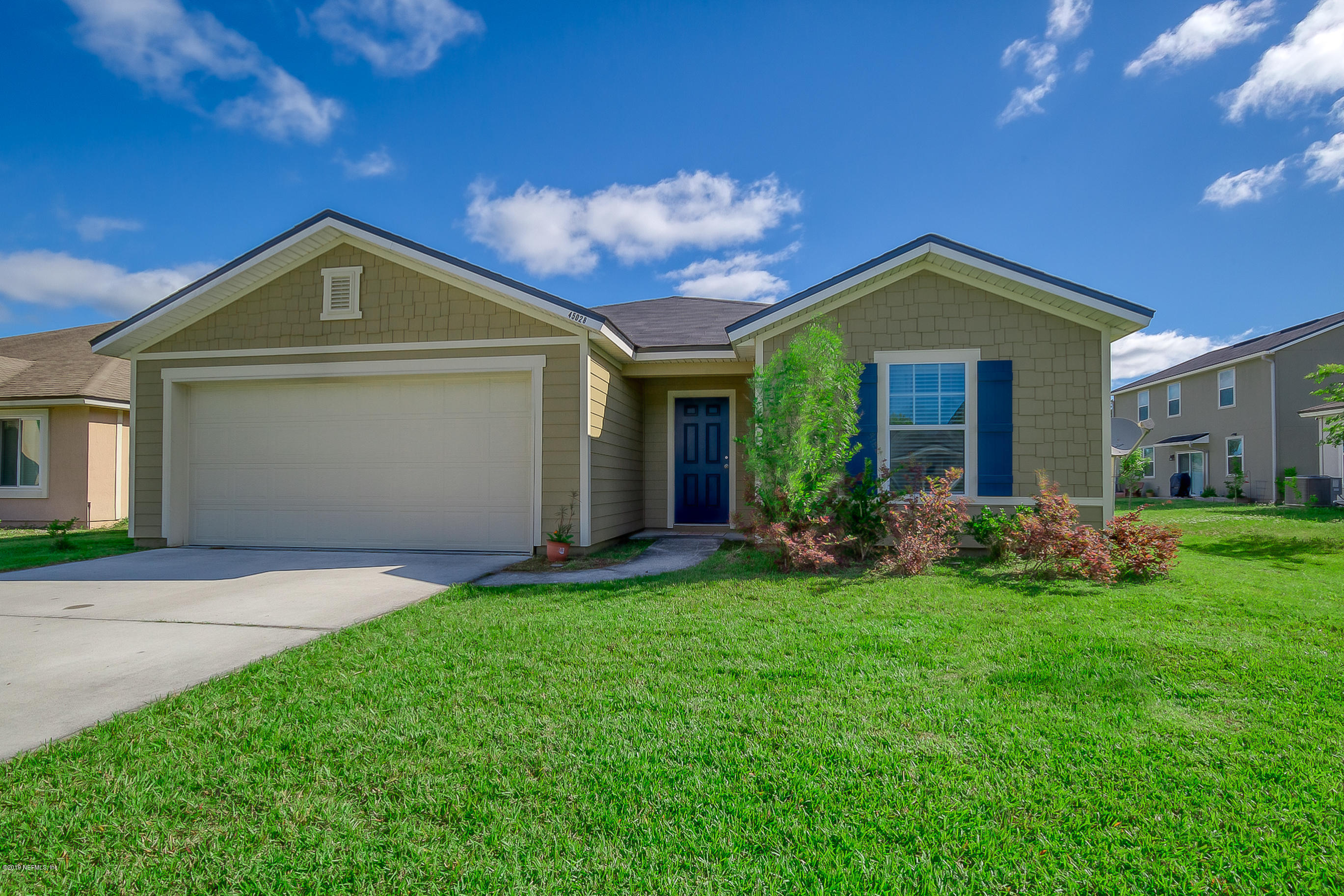 45028 Dutton Way Callahan, FL 32011 - Photo 1 of 23 welcome home