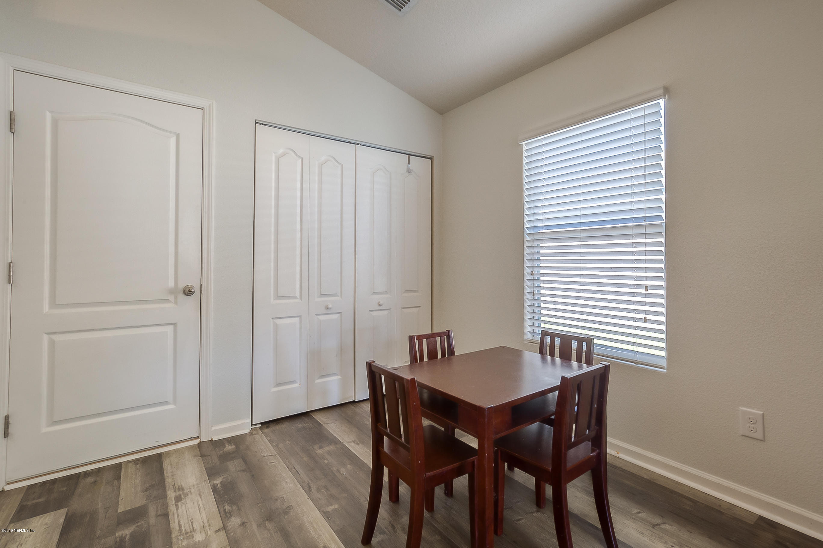 45028 Dutton Way Callahan, FL 32011 - Photo 13 of 23 breakfast nook