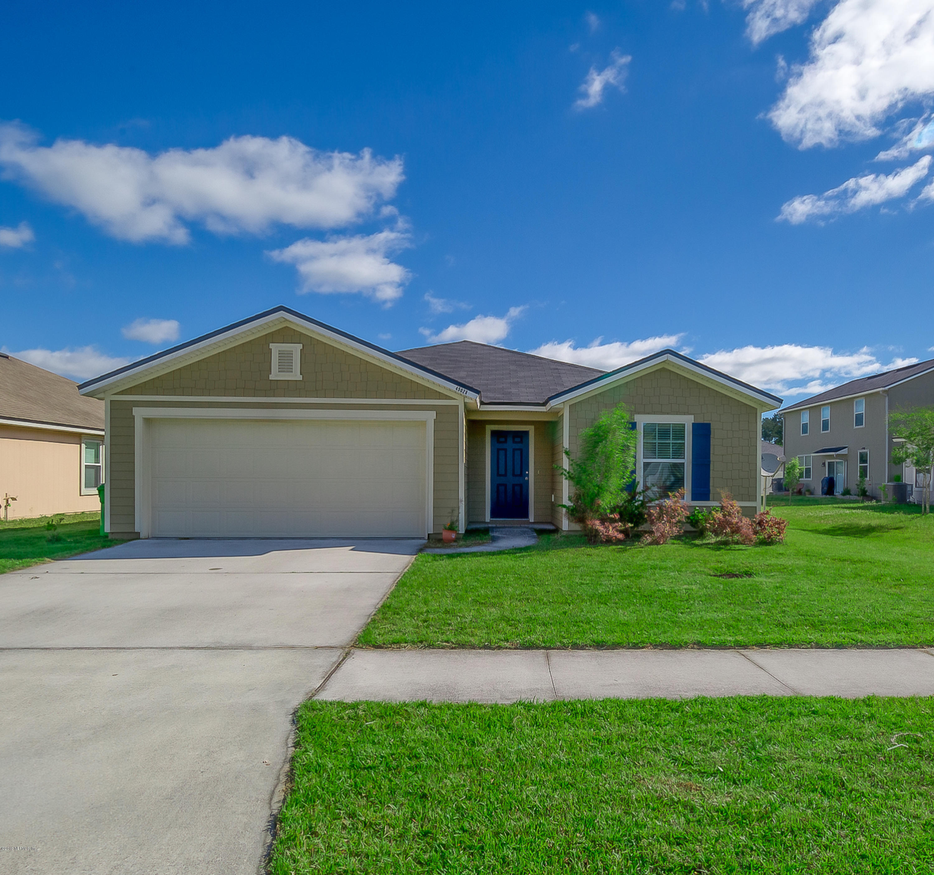 45028 Dutton Way Callahan, FL 32011 - Photo 22 of 23 front of home