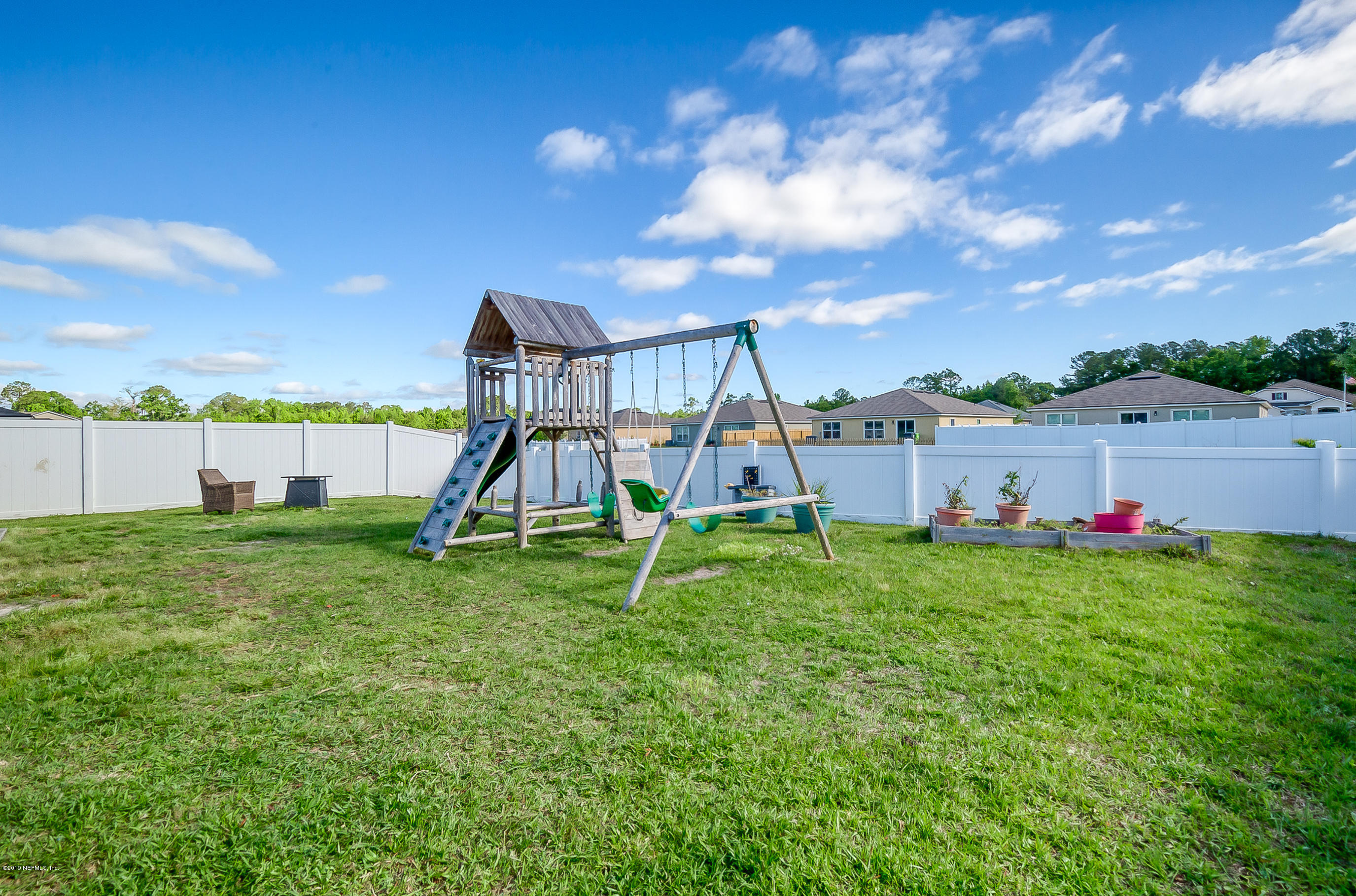 45028 Dutton Way Callahan, FL 32011 - Photo 7 of 23 spacious backyard