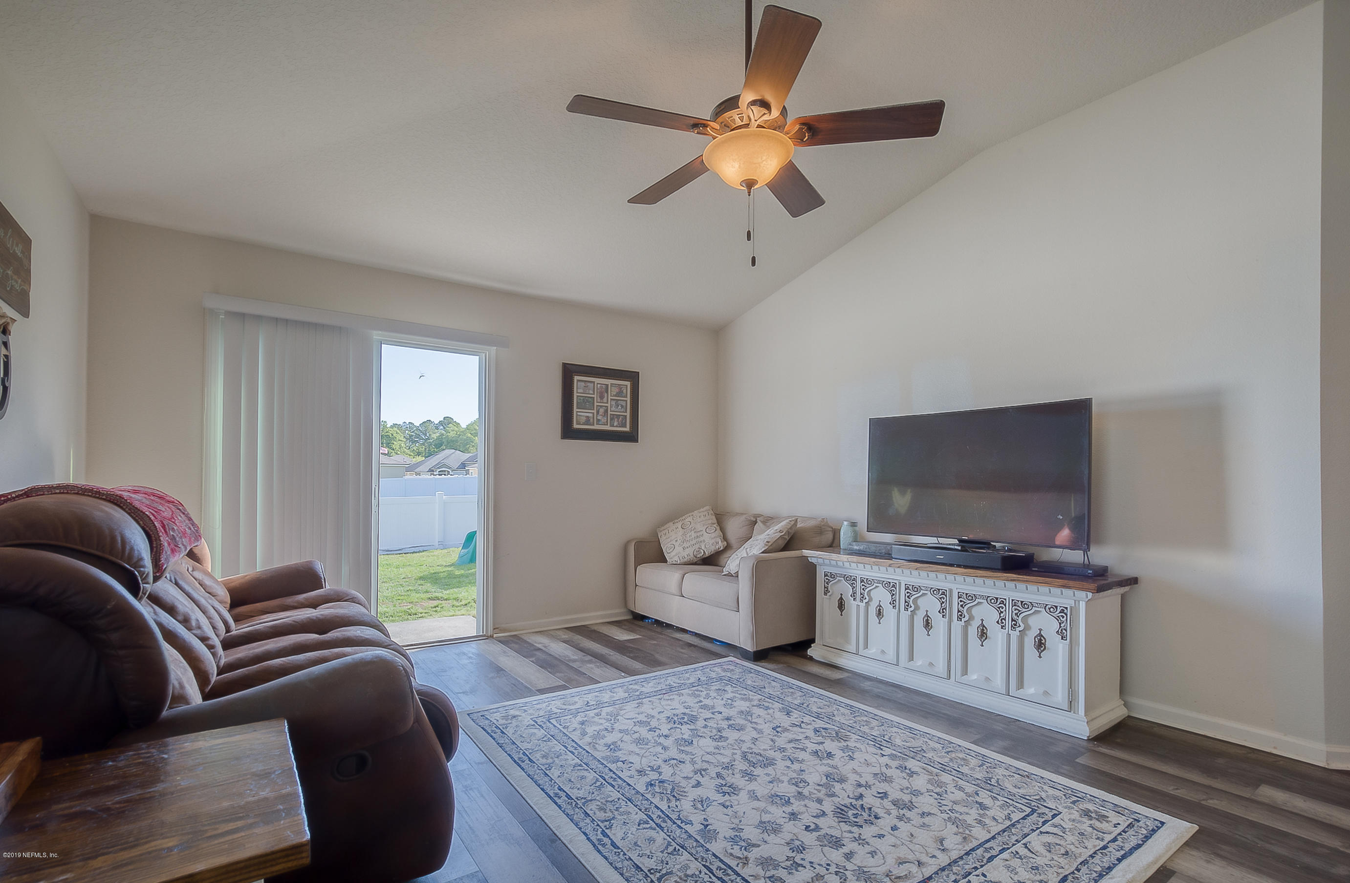45028 Dutton Way Callahan, FL 32011 - Photo 10 of 23 family room