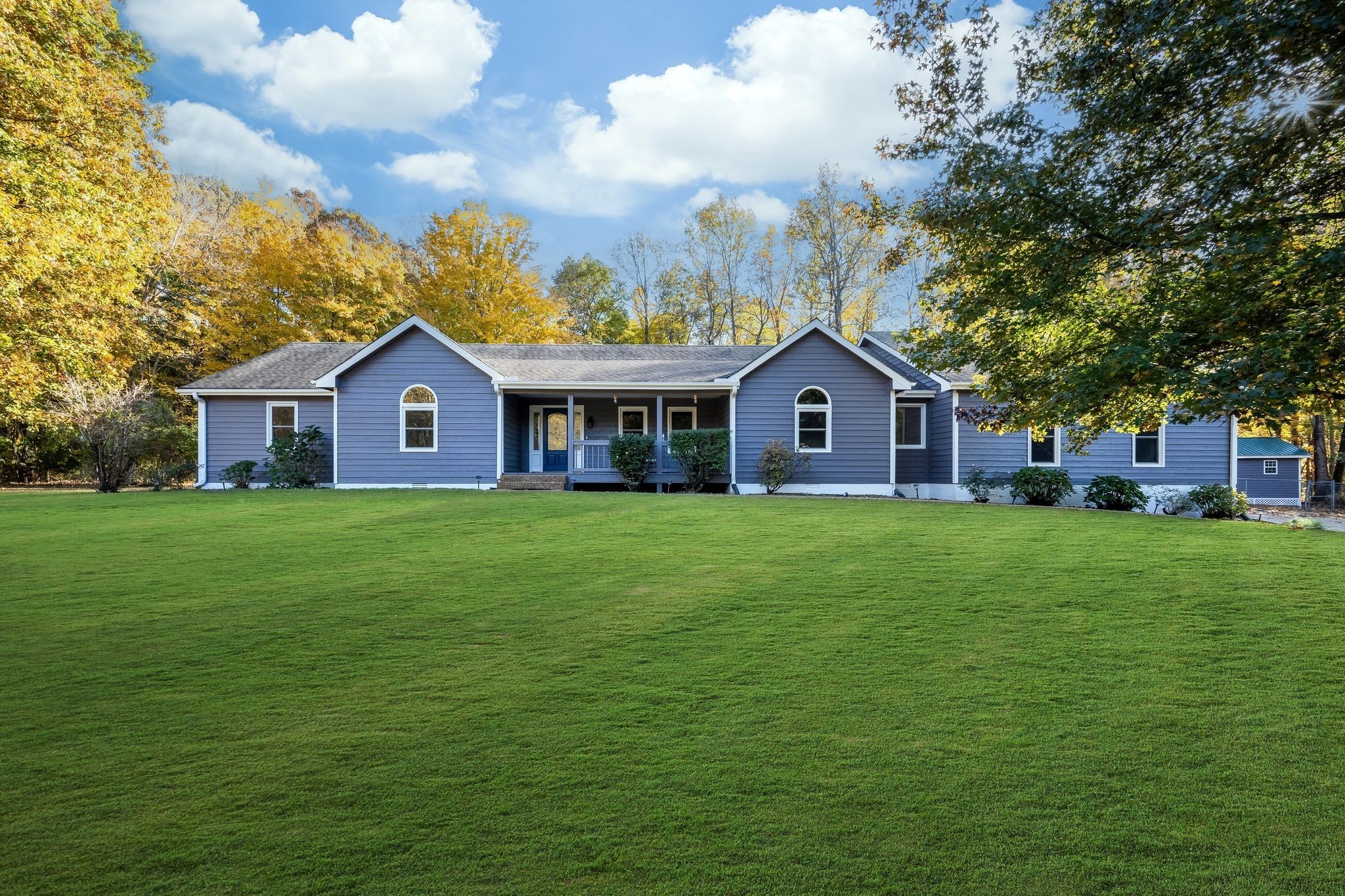 936 Promise Land Road Charlotte, TN 37036 - Photo 3 of 53