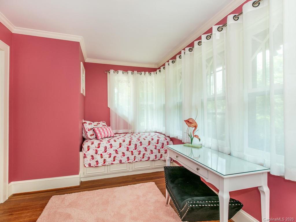 104 Orchard Road Asheville, NC 28801 - Photo 12 of 28 Gallery Image 12