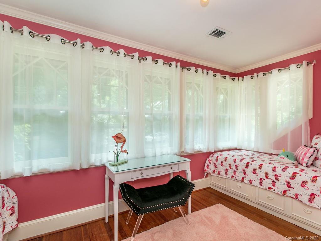 104 Orchard Road Asheville, NC 28801 - Photo 13 of 28 Gallery Image 13