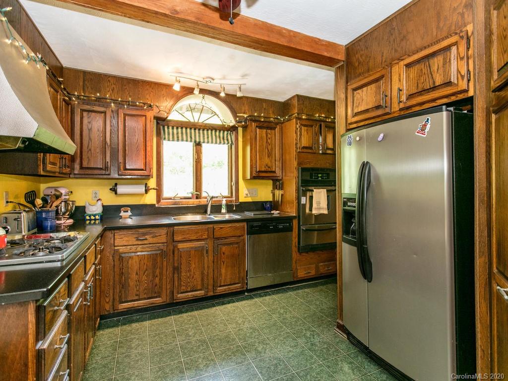 104 Orchard Road Asheville, NC 28801 - Photo 6 of 28 Gallery Image 6
