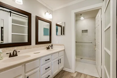 $525,000 | 50 Tournament Way, Unit I52, The Hills, TX 78738