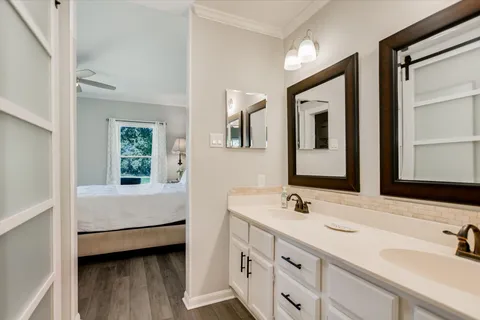 $525,000 | 50 Tournament Way, Unit I52, The Hills, TX 78738