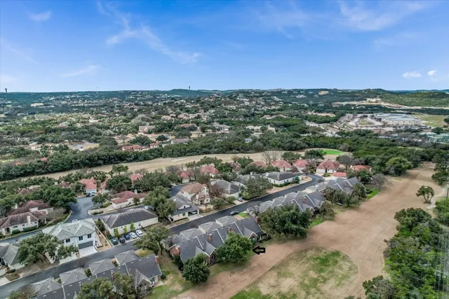 $525,000 | 50 Tournament Way, Unit I52, The Hills, TX 78738