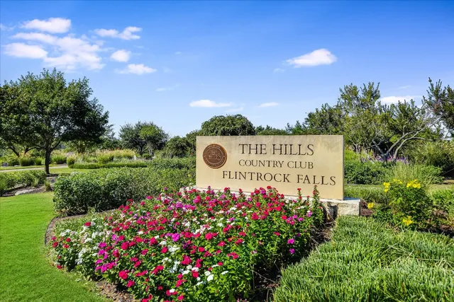 $525,000 | 50 Tournament Way, Unit I52, The Hills, TX 78738