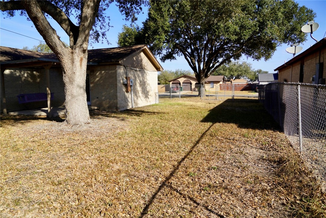 1205 Oregon Street Alice, TX 78332 - Photo 19 of 19