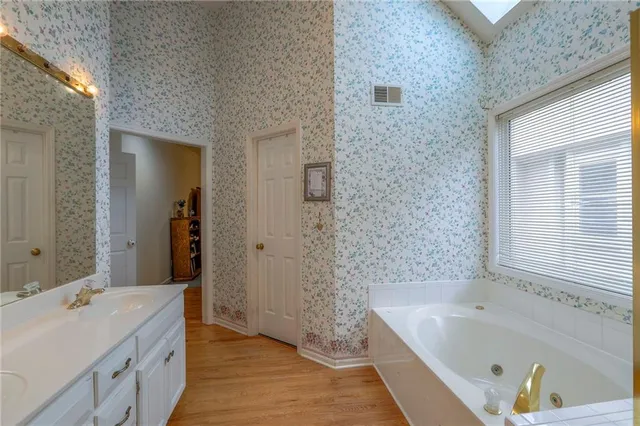 $475,000 | 5327 West 122nd Terrace, Overland Park, KS 66209