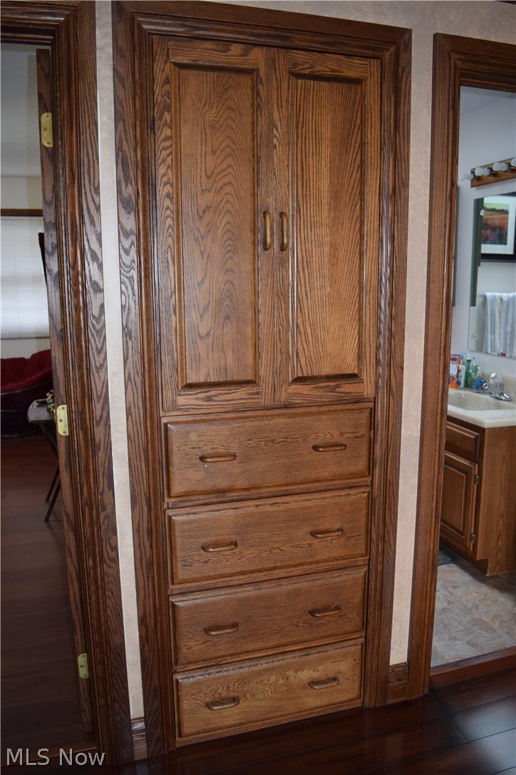909 Bridge Road Akron, OH 44312 - Photo 12 of 32 Gallery Image 12