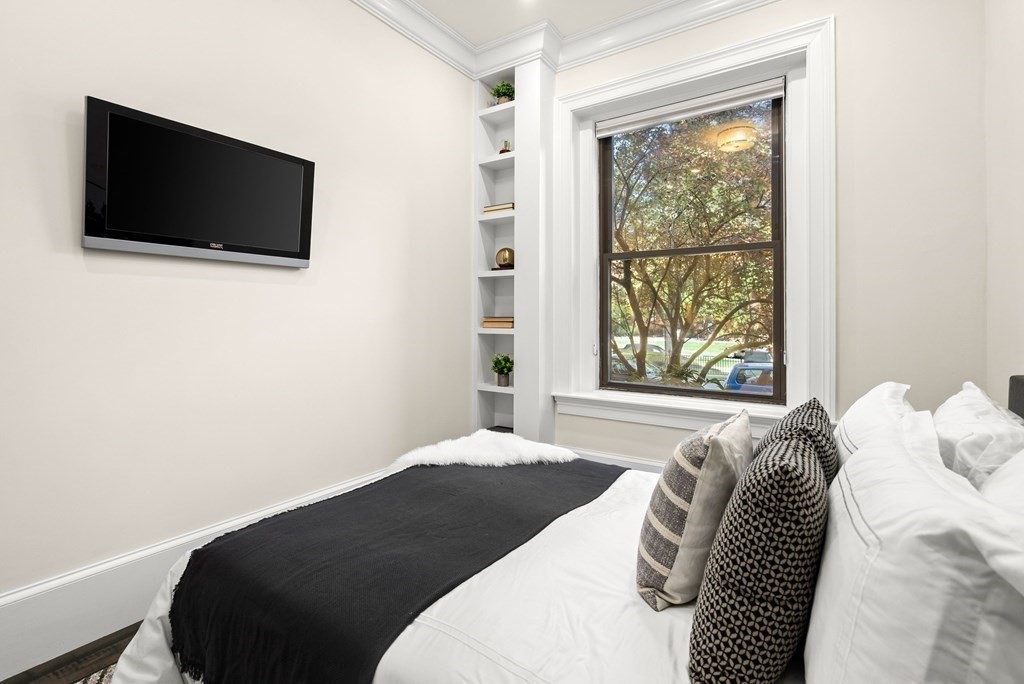382 Commonwealth Avenue, Unit 11 Boston, MA 02215 - Photo 18 of 27