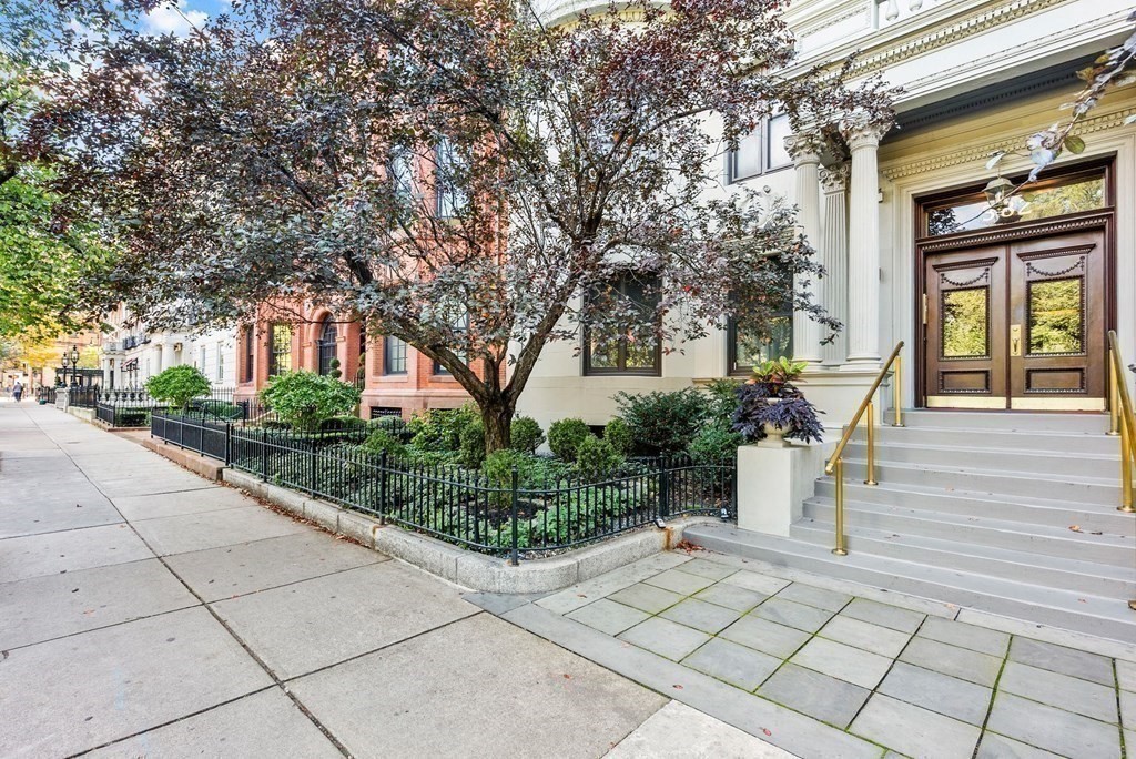 382 Commonwealth Avenue, Unit 11 Boston, MA 02215 - Photo 26 of 27