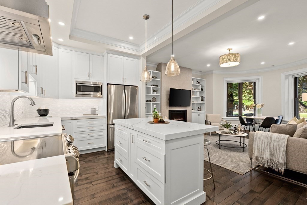 382 Commonwealth Avenue, Unit 11 Boston, MA 02215 - Photo 10 of 27