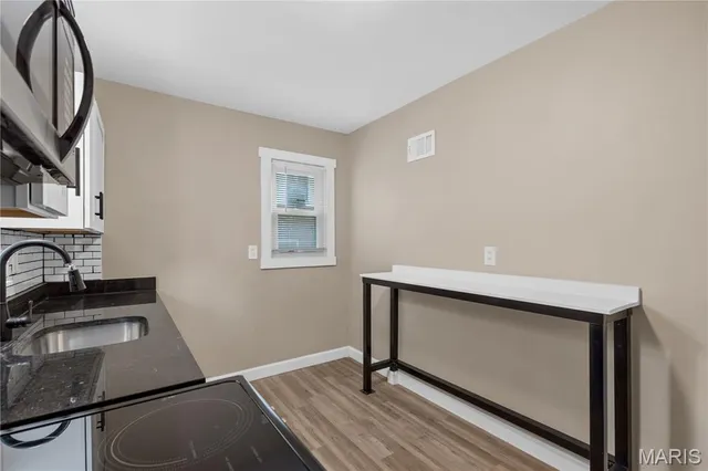 $127,900 | 7525 Cory Place, St. Louis, MO 63133