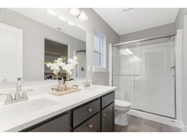 $525,000 | 611 Jared Valley Street Southeast, Salem, OR 97306